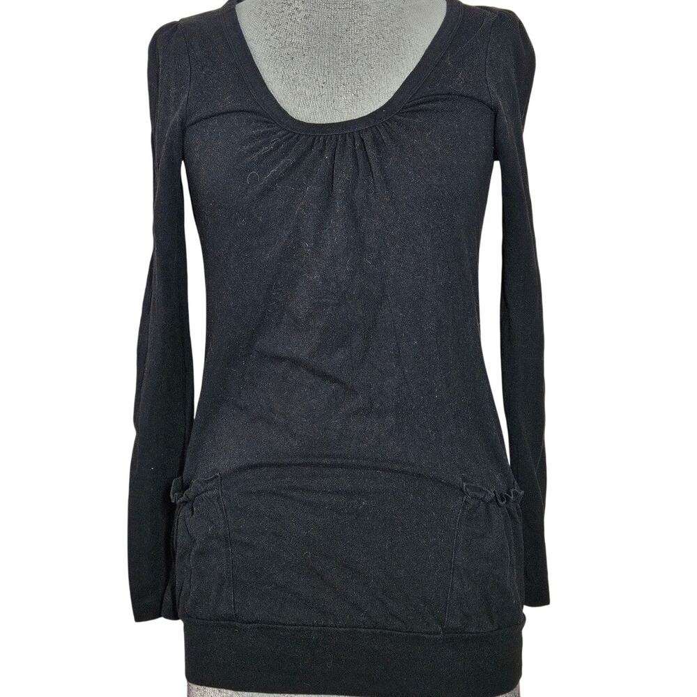 Black Scoop Neck Tee with Pockets Size Small